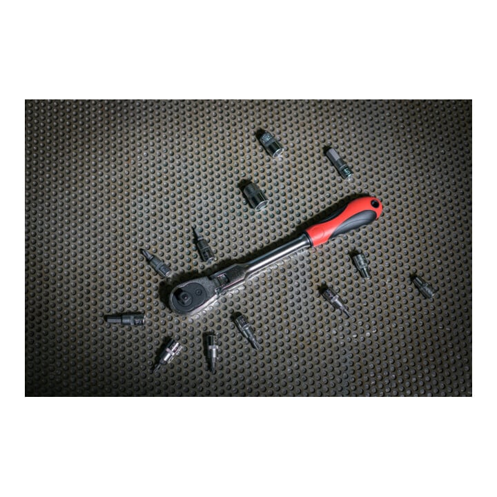 Gedore red Gelenk-Umschaltknarre mit ergonomischem 2K-Griff, Druckknopfauslösung, Feinverzahnung mit 72 Zähnen, 1/2 Zoll, Stahlrohr, Rot/Schwarz