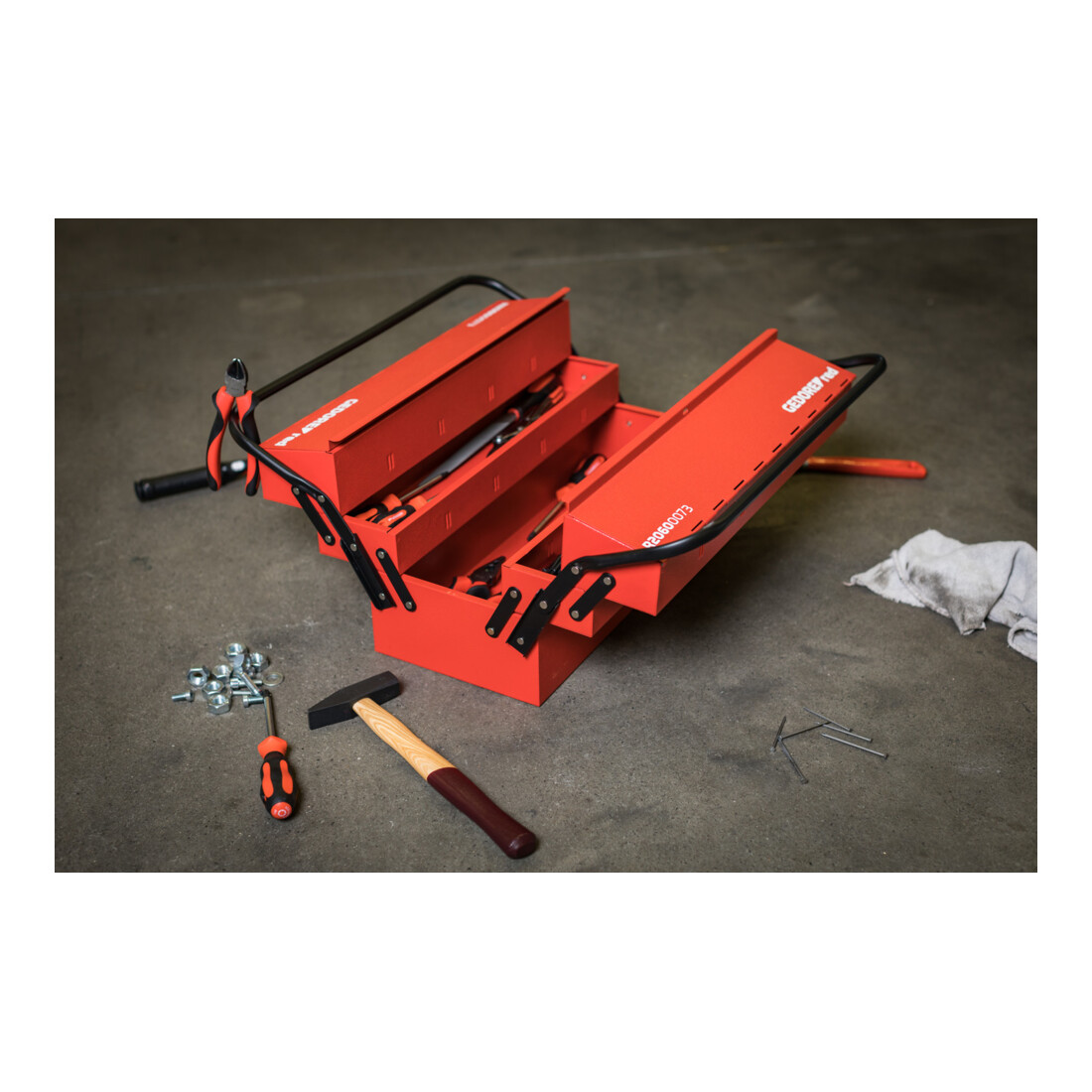 Gedore red Werkzeugkasten, 5 Fächer, groß, leer, Maße (LxBxH): 260x535x210 mm, rot, Stahlblech, Sortierbox, R20600073