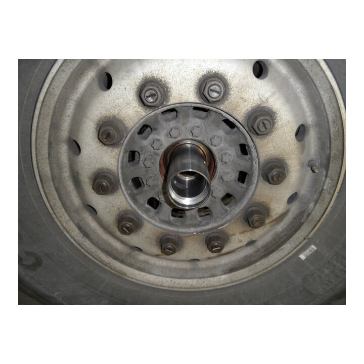 Gedore Wielnaafcentreringsbus L&R Ø82