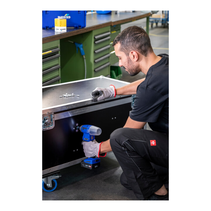 Gesipa Aktion - Lass Dein Projekt strahlen! Birdie inkl. 2x CAS Li-Ion Akku 2,0 Ah / 1x Ladegerät in L-Boxx und 1x SCANGRIP Flutlicht Nova 2