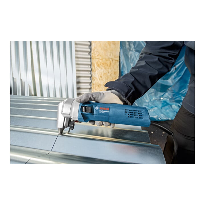 Grignoteuse Bosch GNA 75-16