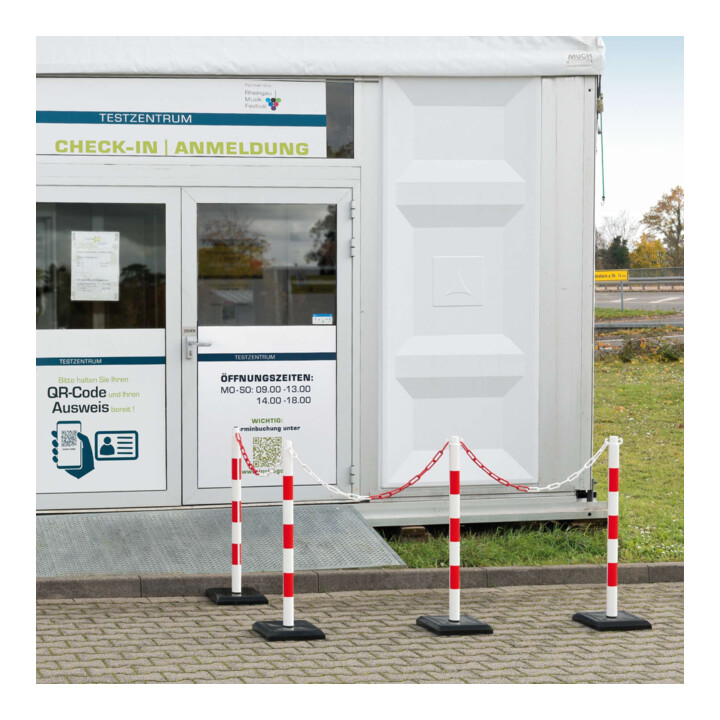 GUARDA-Plus Ketten-Warnständer SET 4 Ständer betongefüllte Fußplatten 12,5 m Kette rot-weiß