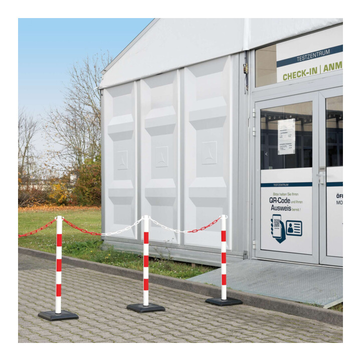 GUARDA-Plus Set de 4 poteaux d’avertissement avec chaîne 12,5 m, plaques de base remplies de béton, rouge-blanc
