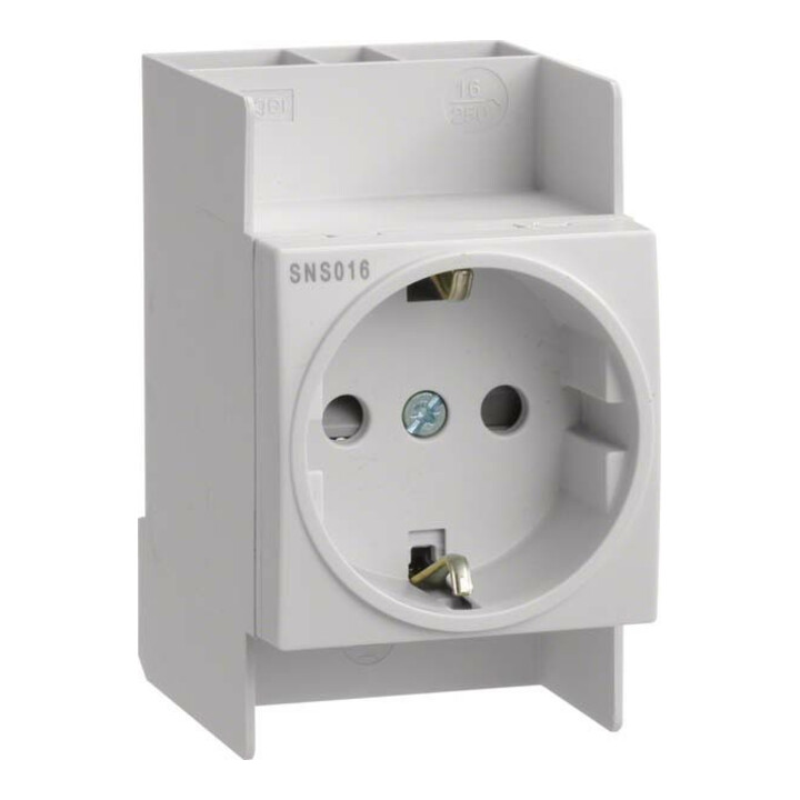 Hager Prise 16A, 250V, OC, 2,5PLE SNS016