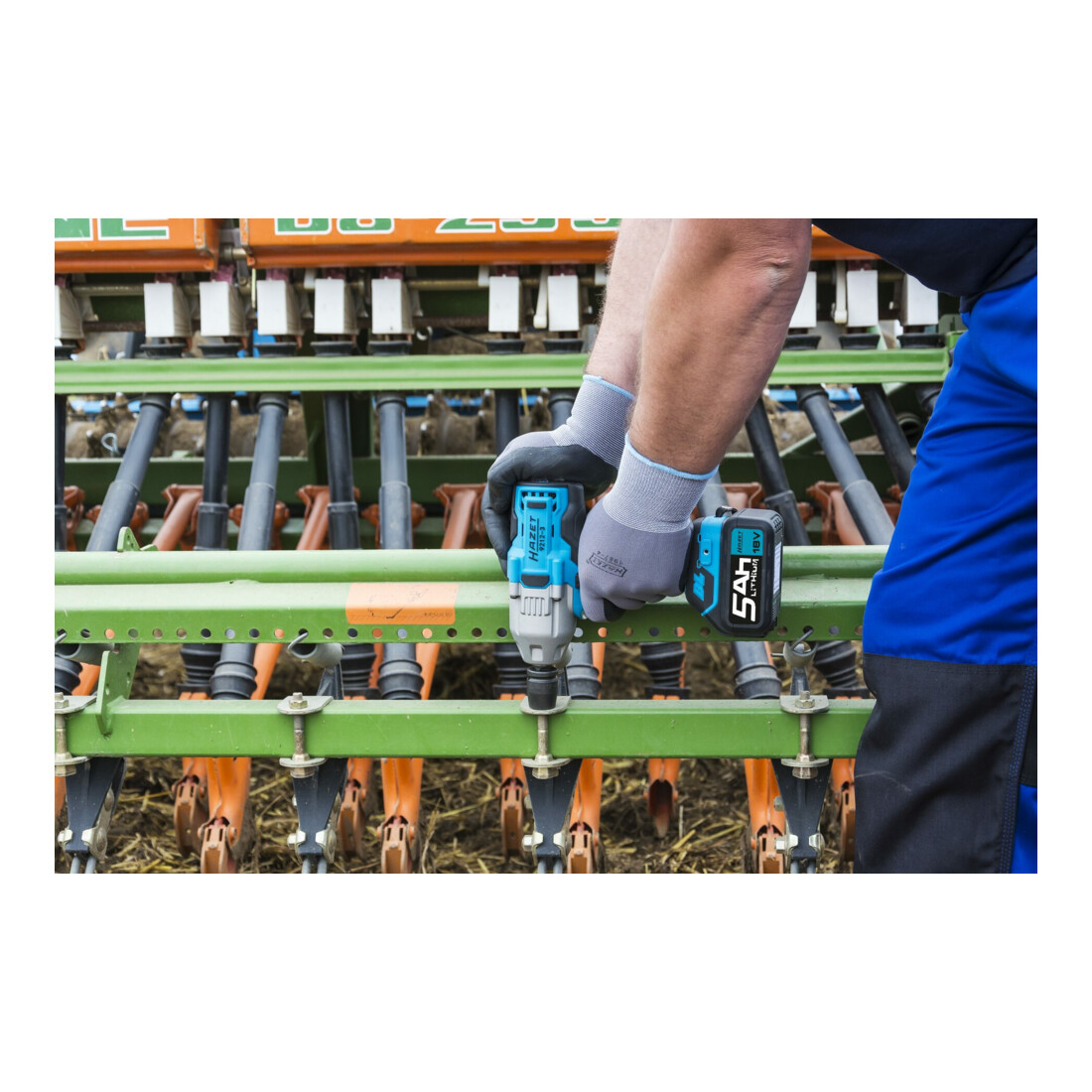 HAZET Avvitatore ad impulso a batteria 9212-010, Coppia massima di disserraggio: 700 Nm, Attacco quadro, massiccio, 12,5mm (1/2")