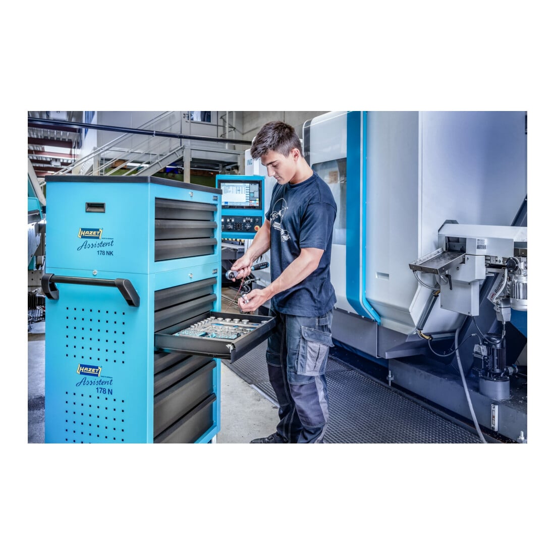 HAZET Carrello per officina Assistent 178N-7 cassetti piatti: 5x80x527x348mm cassetti alti: 2x165x527x348mm