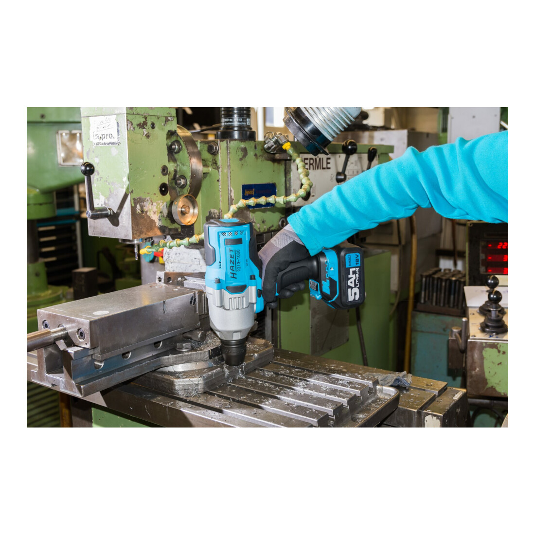 HAZET snoerloze slagmoersleutel 9213-1000/4