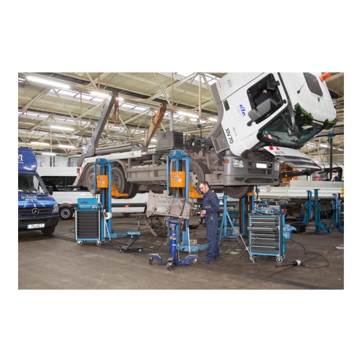 HAZET Werkstattwagen Assistent mit Sortiment 179-8-2700-163/296 Schubladen flach: 7 x 80 x 527 x 398 mm Schubladen hoch: 1 x 165 x 527 x 398 mm Anzahl Werkzeuge: 296