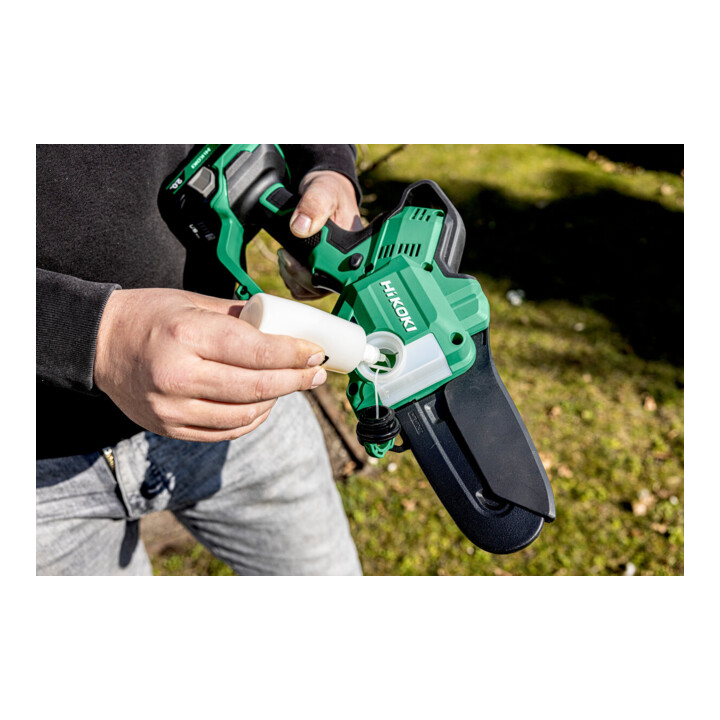 HiKOKI Akku-Astsäge CS1810DDW4Z 18V leicht handlich