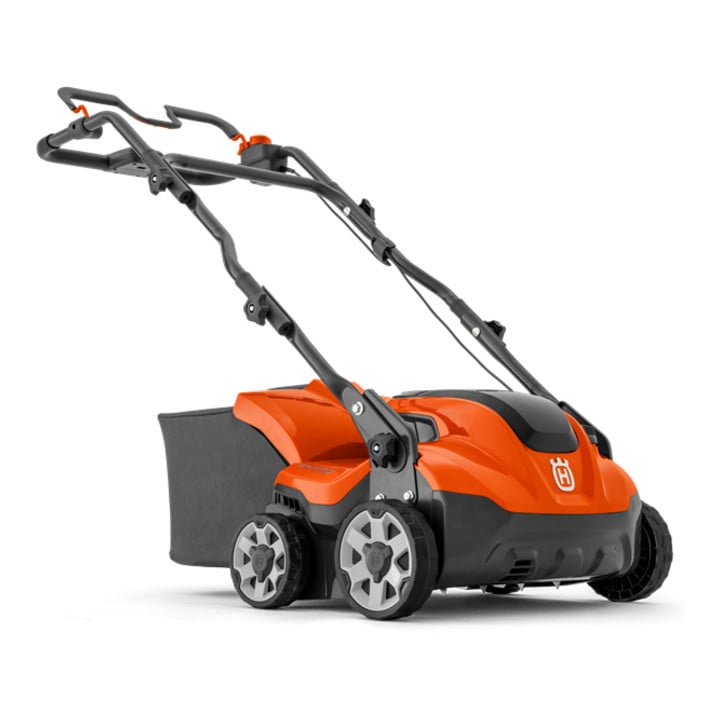 Husqvarna Akku-Vertikutierer S138i mit Akku 36V/4Ah und Ladegerät QC80