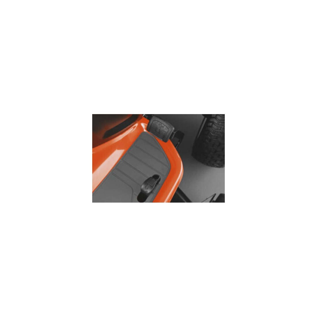 Husqvarna Rasentraktor TS 142T