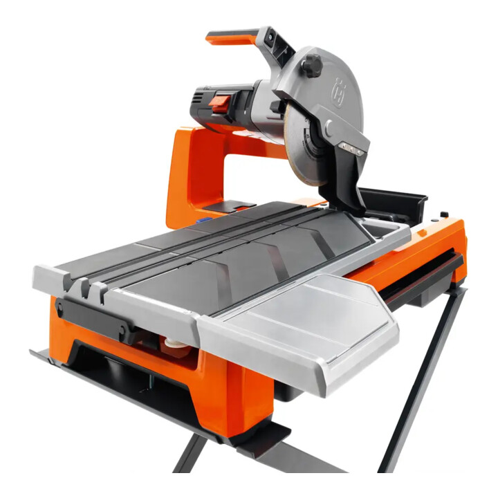 Husqvarna Scie à carrelage TS 60 2,4 ch, 240 V, 250 mm, UE (966610702)