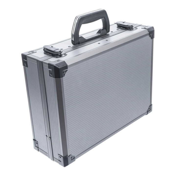 Jeu d’outils dans malette aluminium 66 pièces BGS