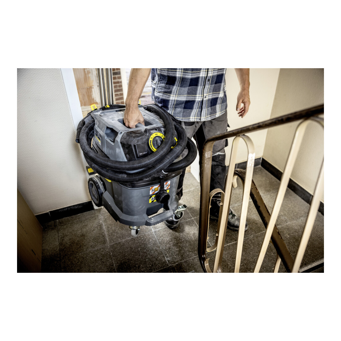 Kärcher Aspiratore solidi/liquidi NT 30/1 Tact Te H