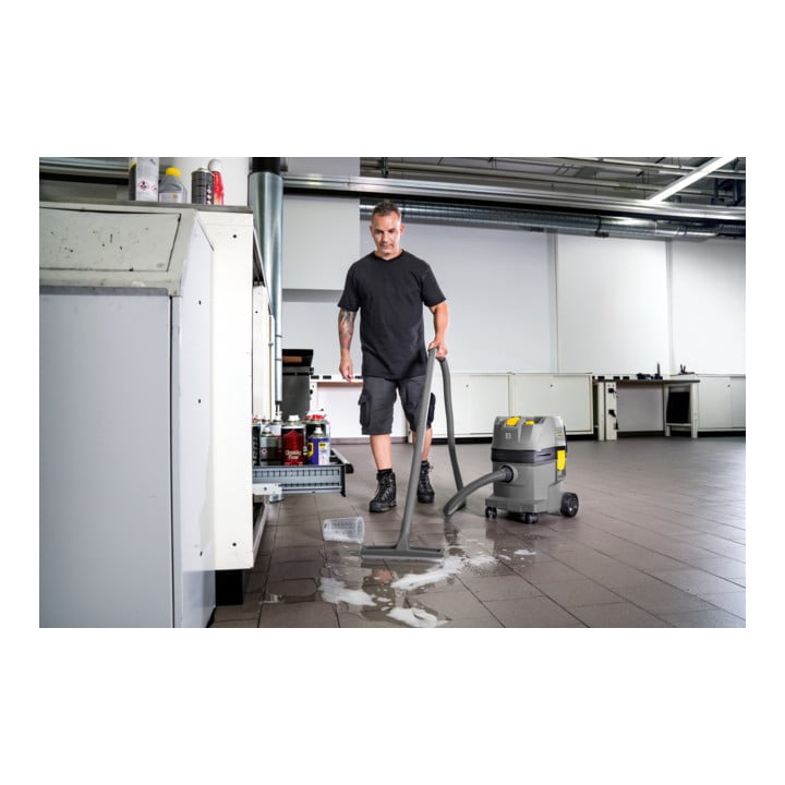 KÄRCHER Aspirateur eau-poussières sans fil, Type : NT22AP