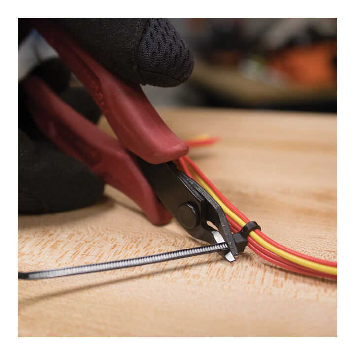Klein Tools Coupe-câbles de précision Flush Cut 128 mm à ressort