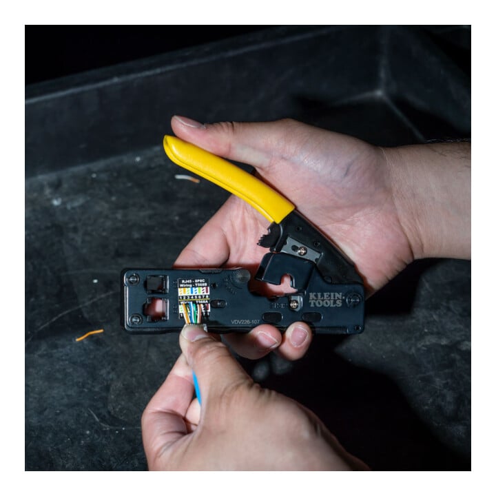 Klein Tools Daten-Crimpzange kompakt mit Ratsche RJ45 RJ11 RJ12