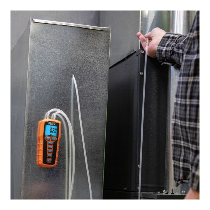 Klein Tools Digitaal differentiedrukmanometer ±60 inH2O met licht en magneet