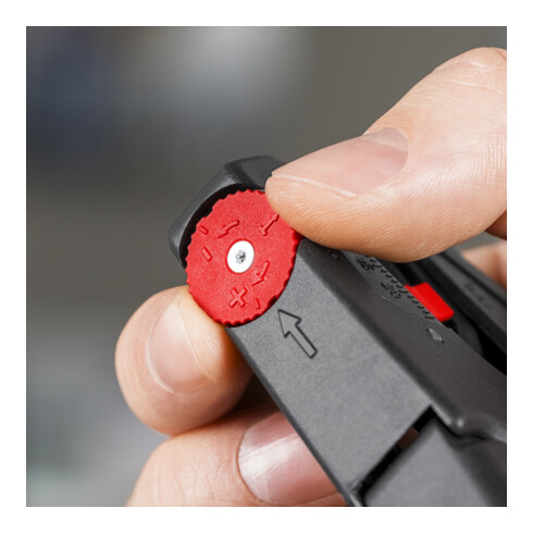 KNIPEX 12 40 200 EvoStrip Selbsteinstellende Abisolierzange 200 mm