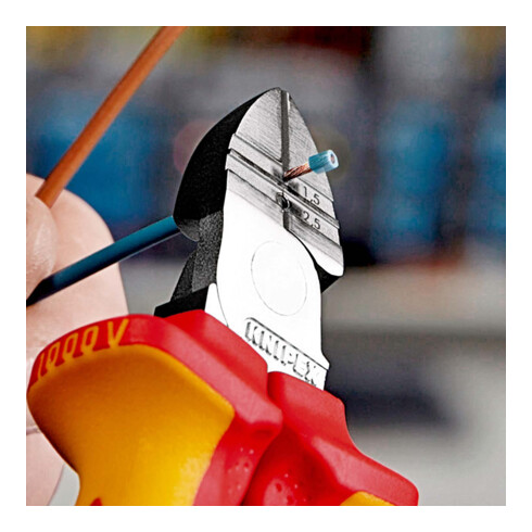 KNIPEX 14 26 160 Abisolier-Seitenschneider isoliert mit Mehrkomponenten-Hüllen, VDE-geprüft verchromt 160 mm