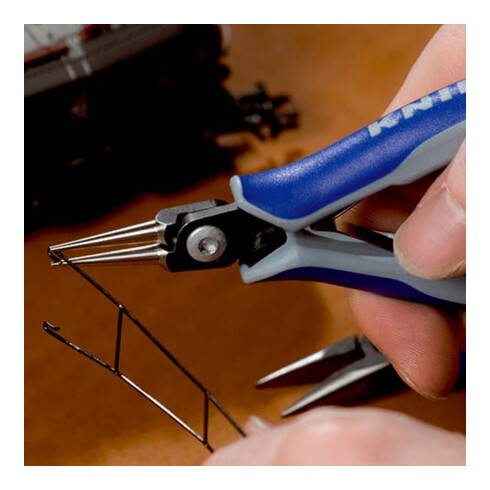KNIPEX 34 32 130 Precisie-Elektro grijptang 135 mm