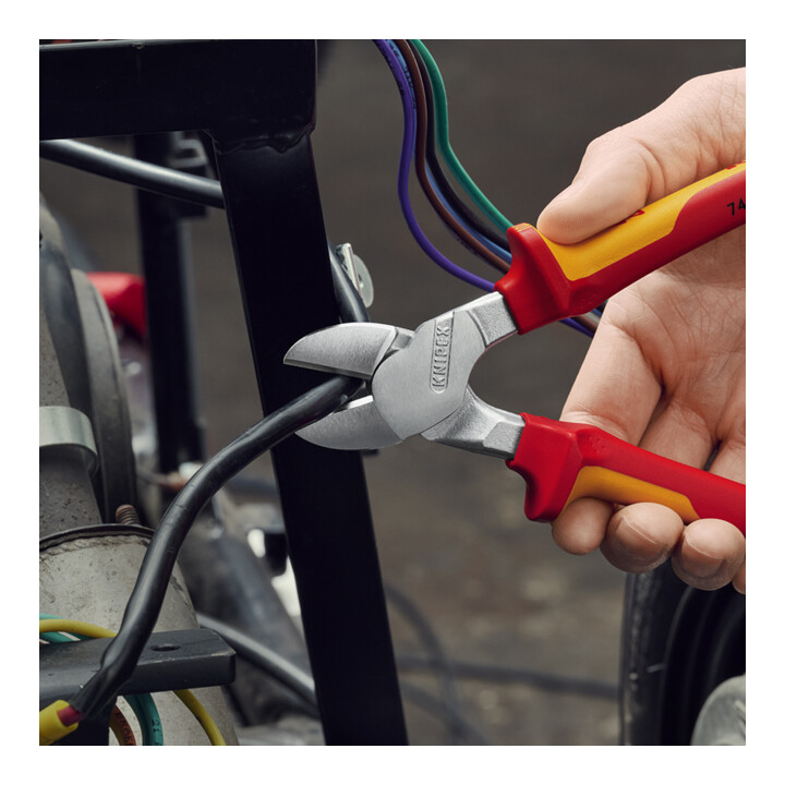 KNIPEX 74 06 200 Kraft-Seitenschneider isoliert mit Mehrkomponenten-Hüllen, VDE-geprüft verchromt 200 mm