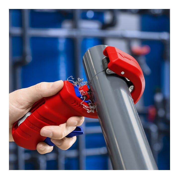 KNIPEX 90 23 02 BK DPT50 Rohrschneider für dickwandige Kunststoffrohre, auch kerngeschäumt Schneiden und Anfasen in einem Schritt mit Kunststoff überzogen 202 mm