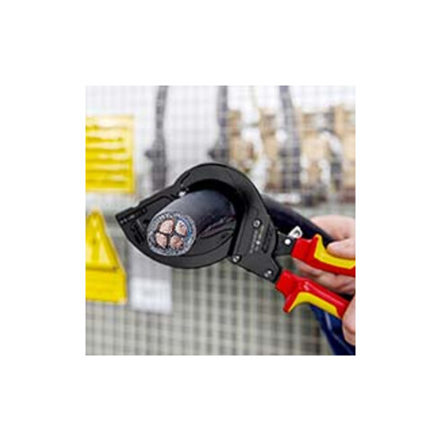 KNIPEX 95 36 315 A Kabelschneider (Ratschenprinzip) für stahlarmierte Kabel (SWA-Kabel) isoliert mit Mehrkomponenten-Hüllen, VDE-geprüft schwarz lackiert 315 mm
