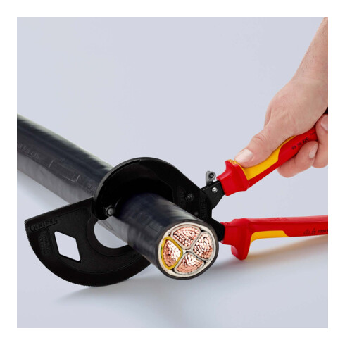 KNIPEX 95 36 320 Kabelschneider (Ratschenprinzip, Dreigang) isoliert mit Mehrkomponenten-Hüllen, VDE-geprüft schwarz atramentiert 320 mm