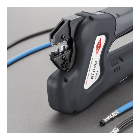 KNIPEX 97 43 E eCrimp Elektromechanische Crimp-Systemzange für auswechselbare Crimpeinsätze 270 mm