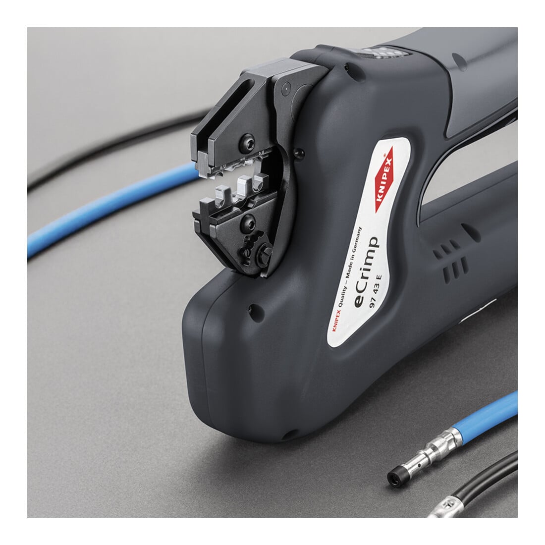 KNIPEX 97 43 E eCrimp Elektromechanische Crimp-Systemzange für auswechselbare Crimpeinsätze 270 mm