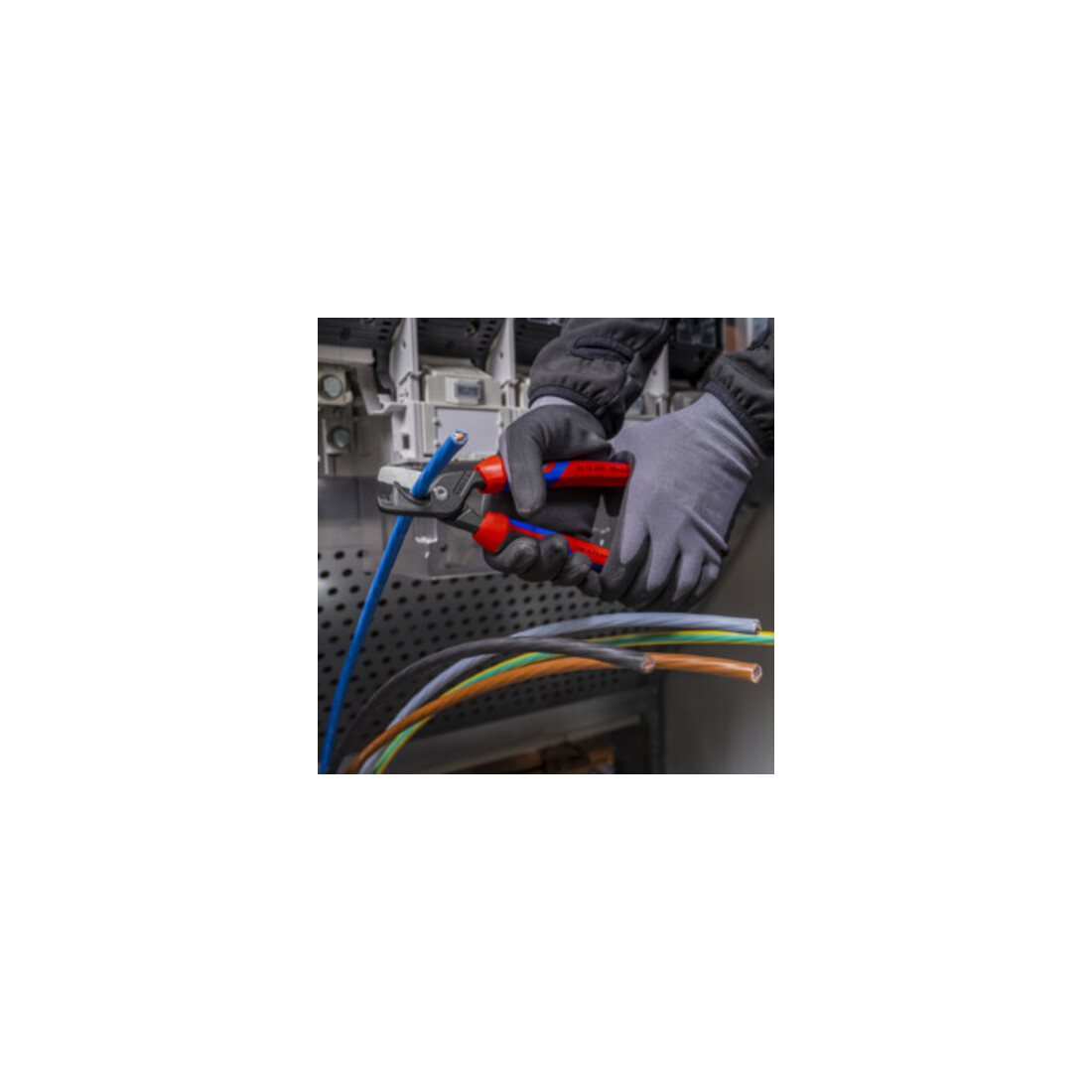 KNIPEX Cisailles à câbles avec poignées multi-composants 225 mm