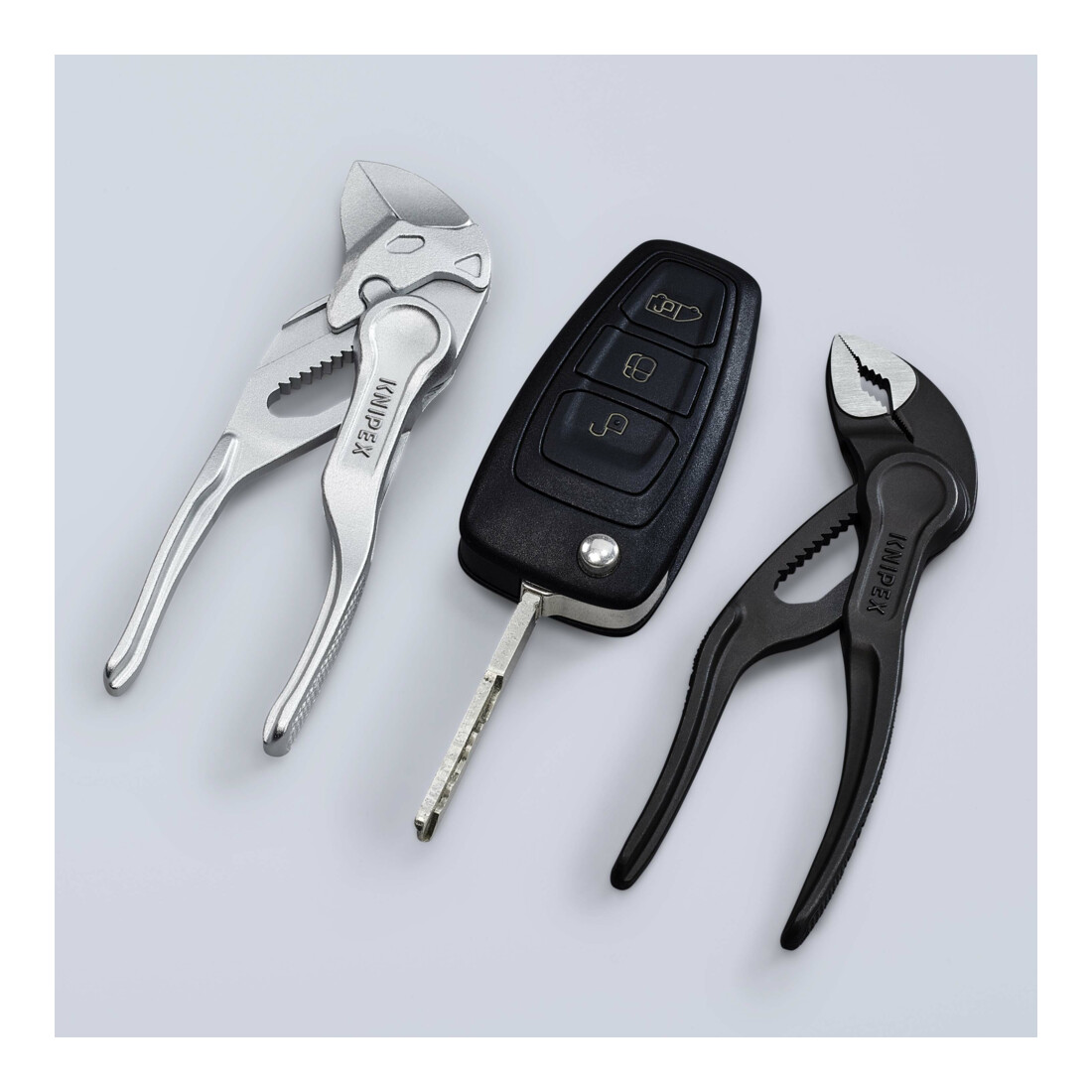KNIPEX Clé à molette XS 86 04 100 BK, pince et clé en un, surface gravée rugueuse, chromée, 100 mm