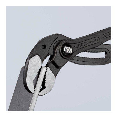 Pince pour tuyaux et pompes à eau Cobra® pol.Ku.-revêtement KNIPEX