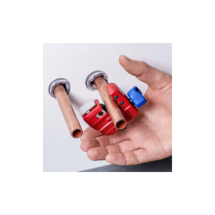 KNIPEX Coupe-tube pour cuivre, laiton et acier inoxydable 3-30 mm