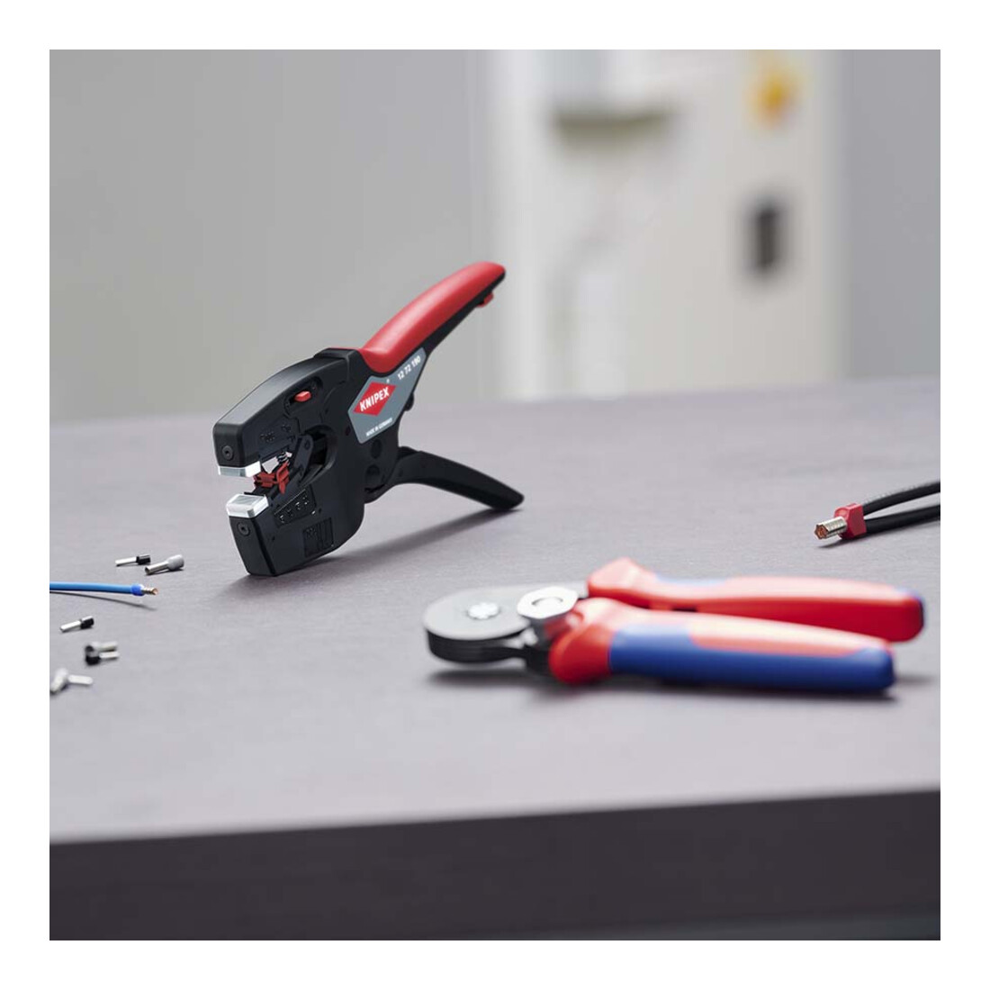 KNIPEX Multiutensile per elettricisti, Mod.: 1