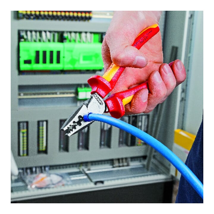 KNIPEX Pince à sertir pour embouts isolés 97 78 180 SB, gaines multicomposants, 180 mm, certifiée VDE