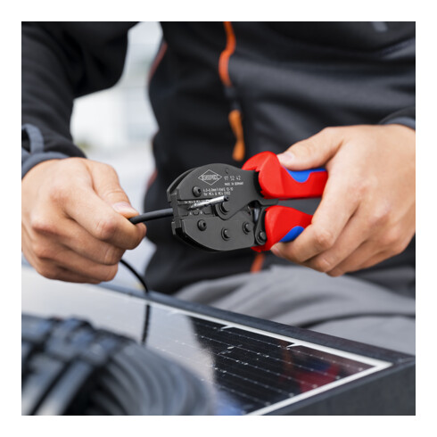 Knipex Pince à sertir PreciForce 250 mm SB pour MC4 / MC4 EVO2 4/6 mm²