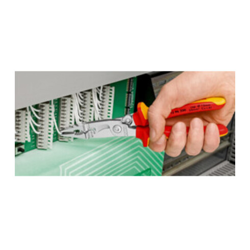 KNIPEX Pinza per installazioni elettriche 13 82 200 bonderizzata nera, 200mm