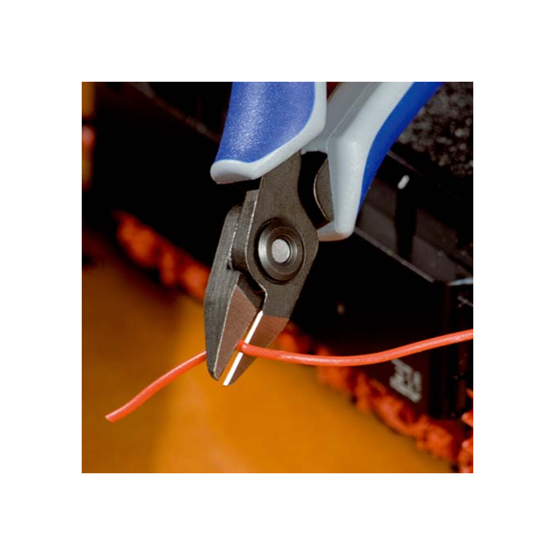 KNIPEX Tronchese laterale di precisione per elettronica 79 32 125, brunita 125mm