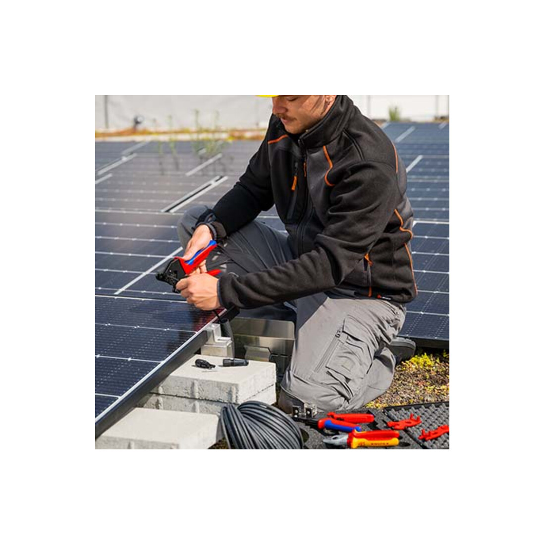 KNIPEX Valise à outils photovoltaïque pour connecteurs solaires MC4® 7 pièces 97 91 04 V02