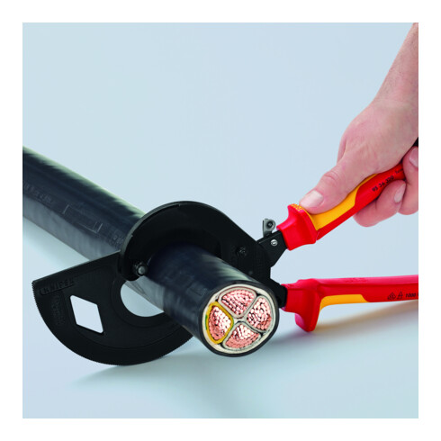 KNIPEX 95 36 320 Kabelschneider (Ratschenprinzip, Dreigang) isoliert mit Mehrkomponenten-Hüllen, VDE-geprüft schwarz atramentiert 320 mm