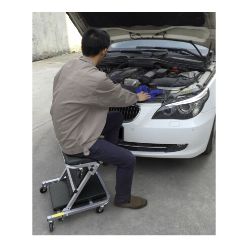 Kraftwerk Klappbare Liegepritsche/Arbeitshocker