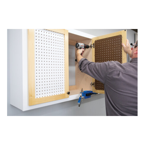 Kreg Dispositif de montage pour portes d'armoires