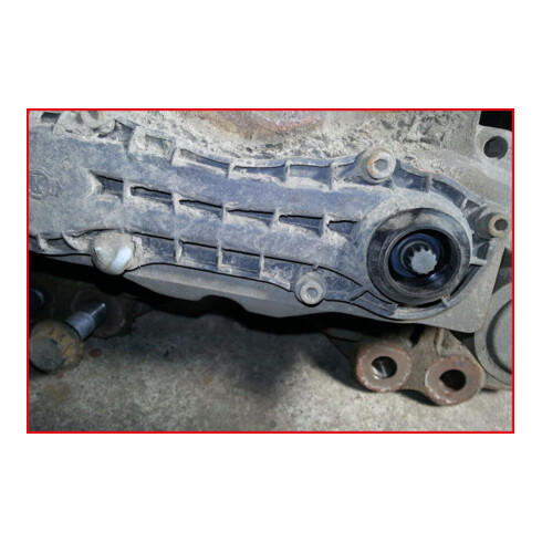 KS Tools Bremssattelstecknuss für Renault/Scania/Volvo, 11-kant