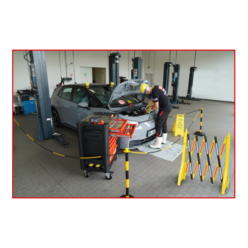 KS Tools Carrello portautensili PERFORMANCEplus e10 con utensili isolati per veicoli ibridi/elettrici, 164pz.