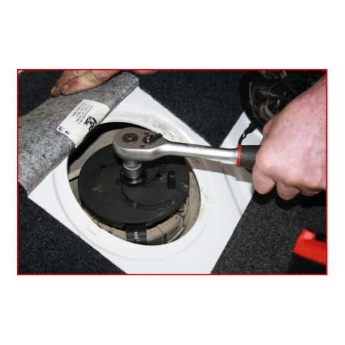 KS Tools Chiave universale a 3 bracci per serbatoi