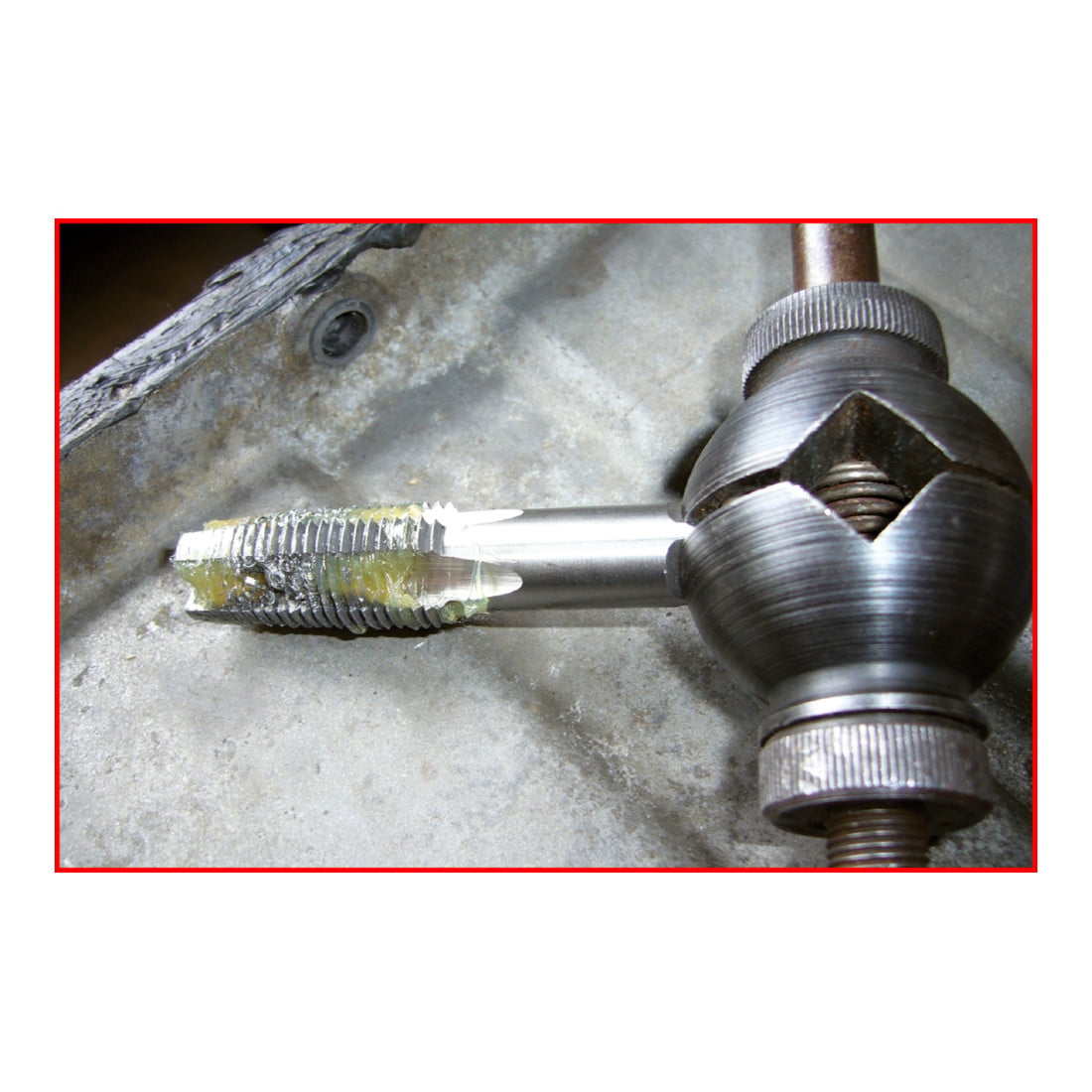 KS Tools Kit di riparazione MASTER della filettatura della coppa dell'olio, 64pz.