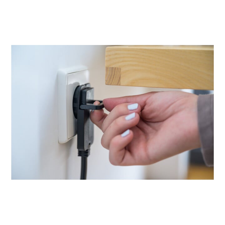Brennenstuhl Qualitäts-Kunststoff-Verlängerungskabel mit Flachstecker H05VV-F3G1,5