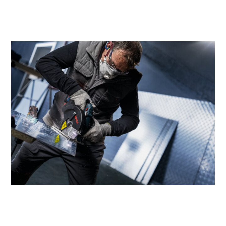 Lame de scie circulaire Bosch Standard pour aluminium, 150x1.8/1.3x10, 52 dents